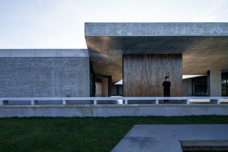 Shiwan Zhusheli Exhibition Hall China by ALL Studio