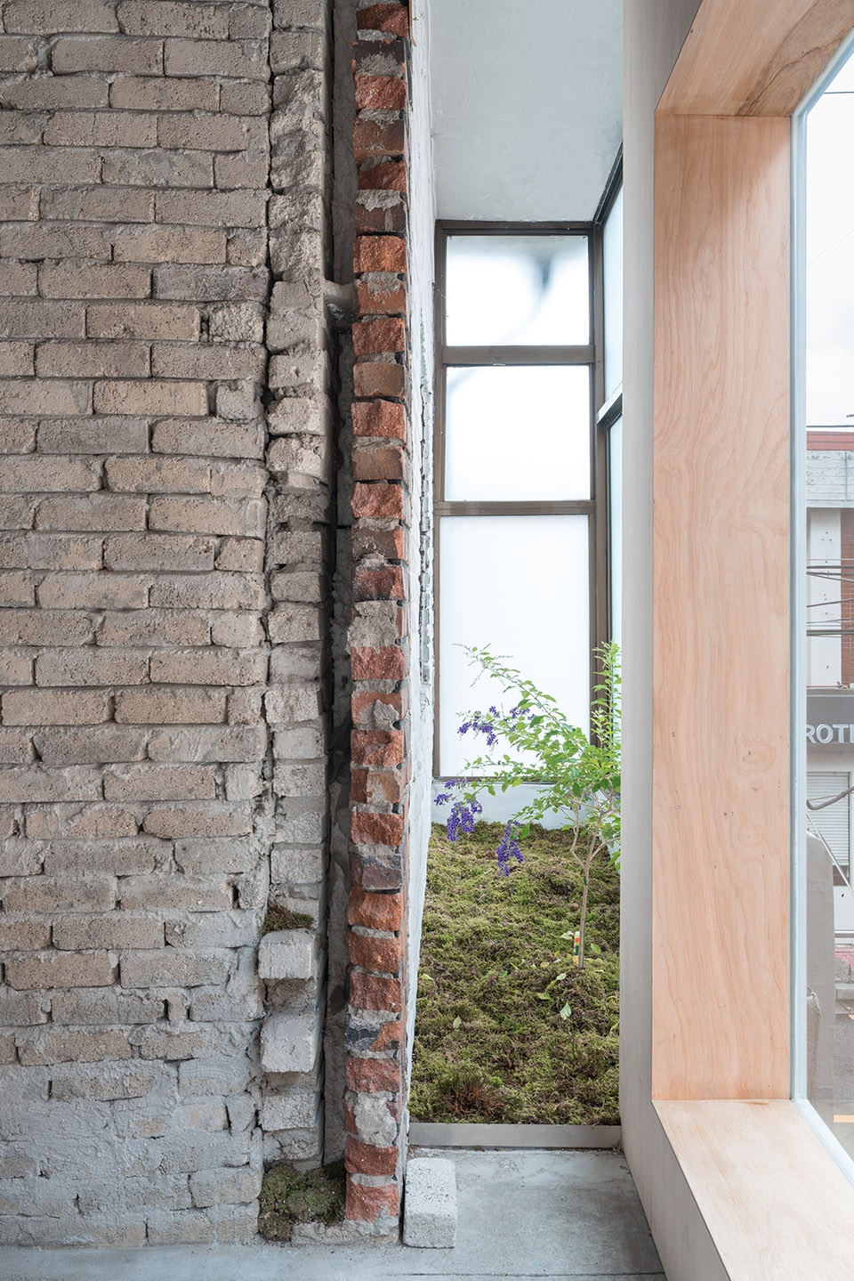 Eert Mangwon Cafe by Workment