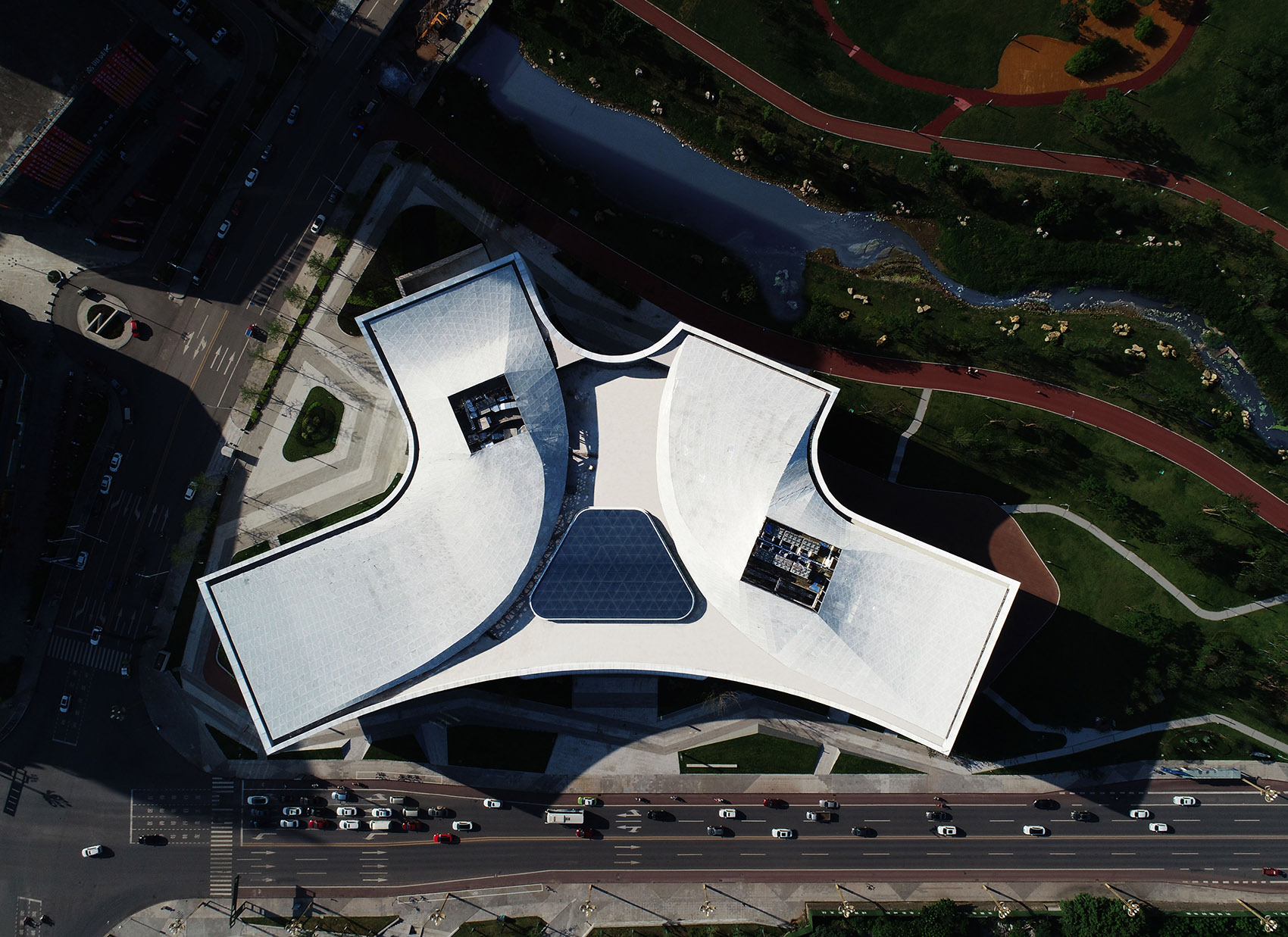 gooood archive curved roof