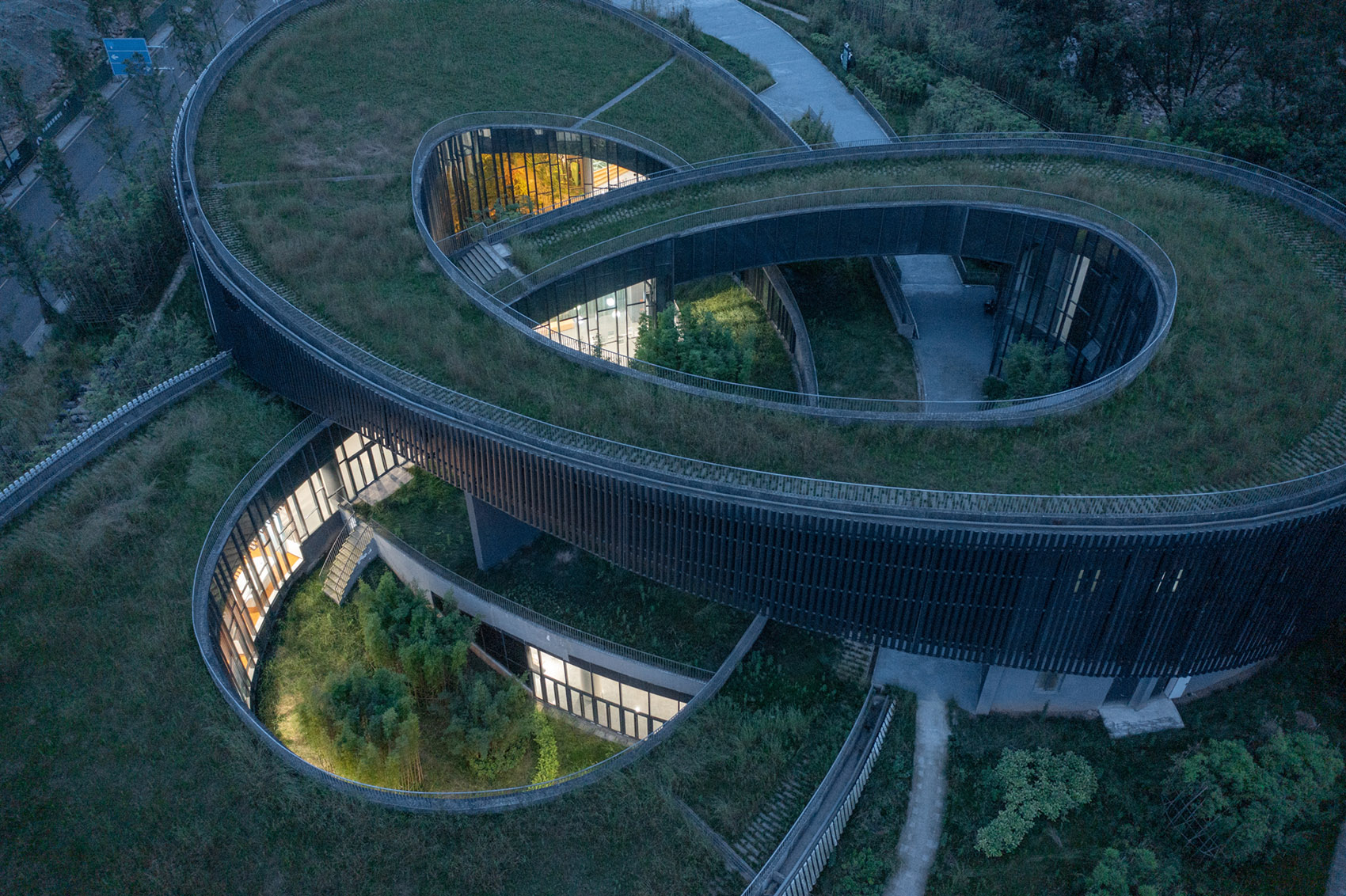 gooood archive curved roof