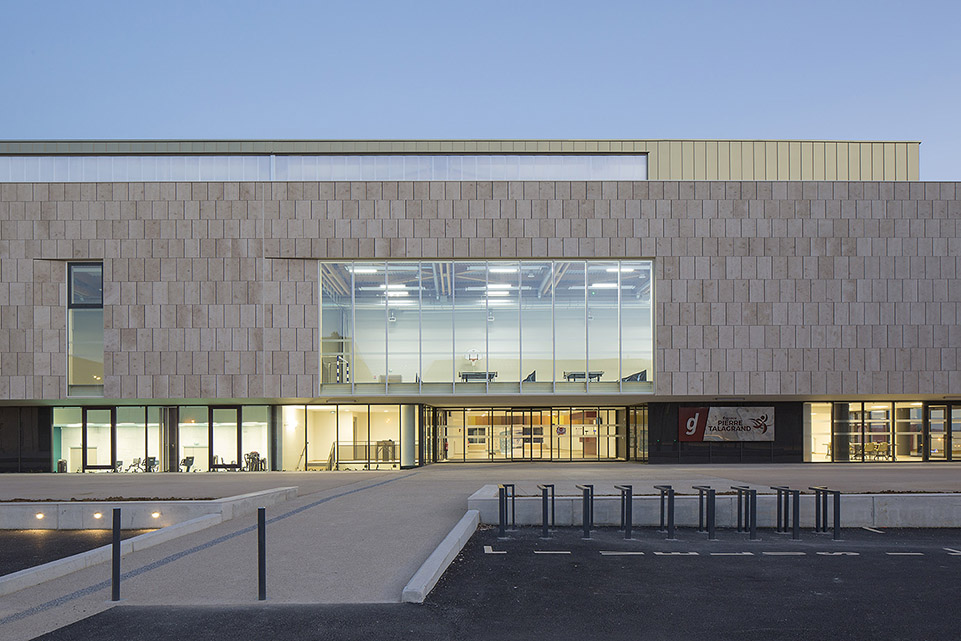 espace pierre tallagrand by tna architectes
