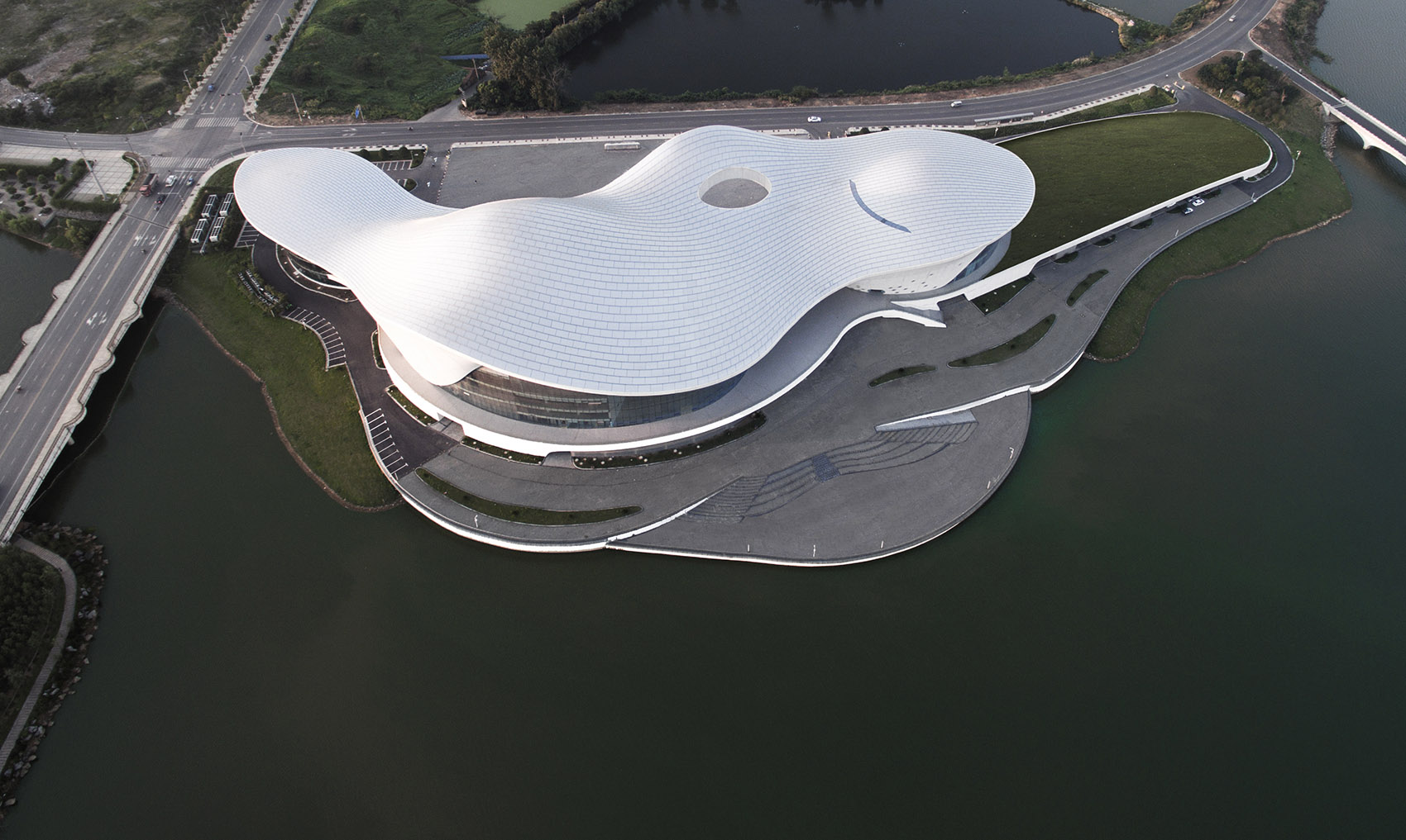 gooood archive curved roof