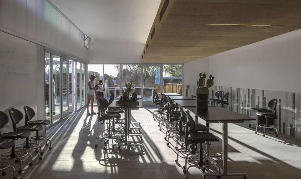 hazel hare center for plant science by 180 degrees design build colab studio