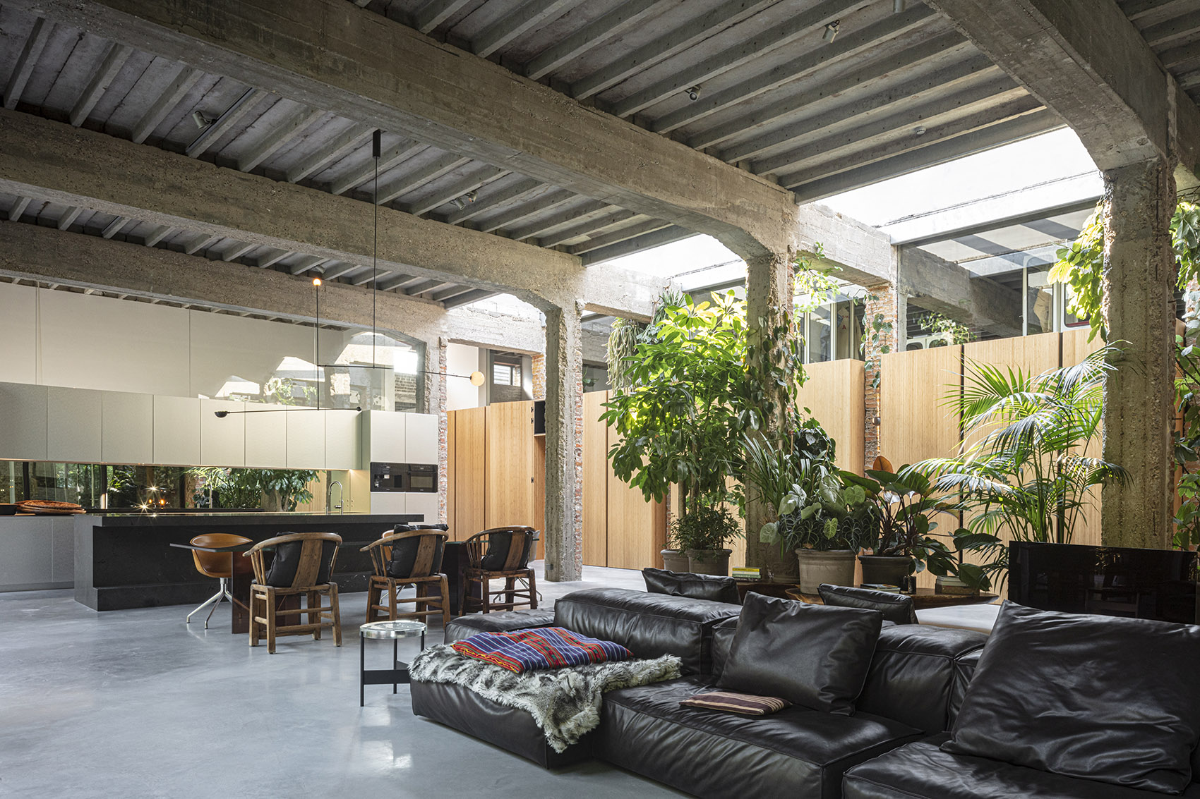 Villa West by MASA architects