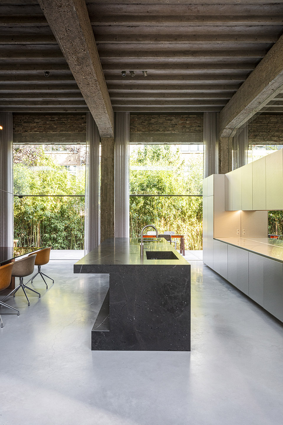 Villa West by MASA architects