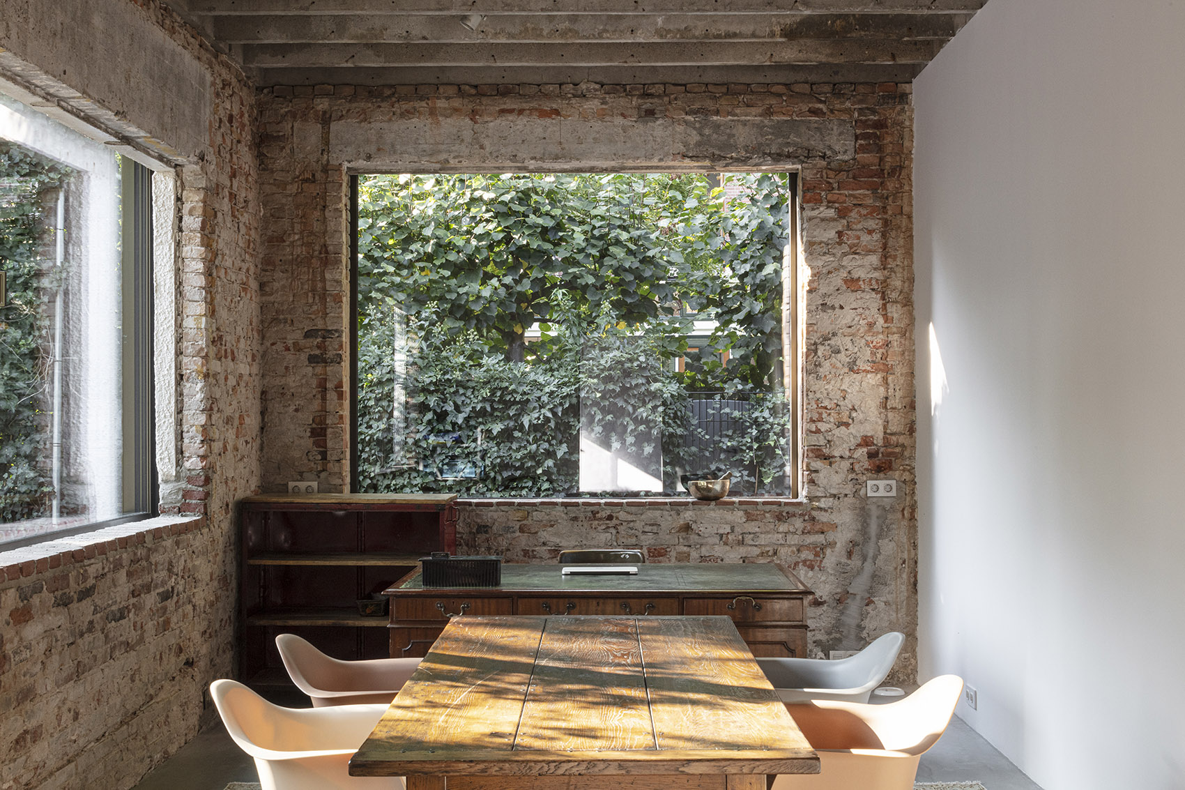Villa West by MASA architects
