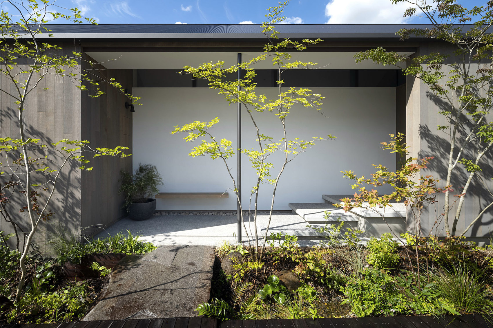 villa tsukuba japan by naoi architecture design office