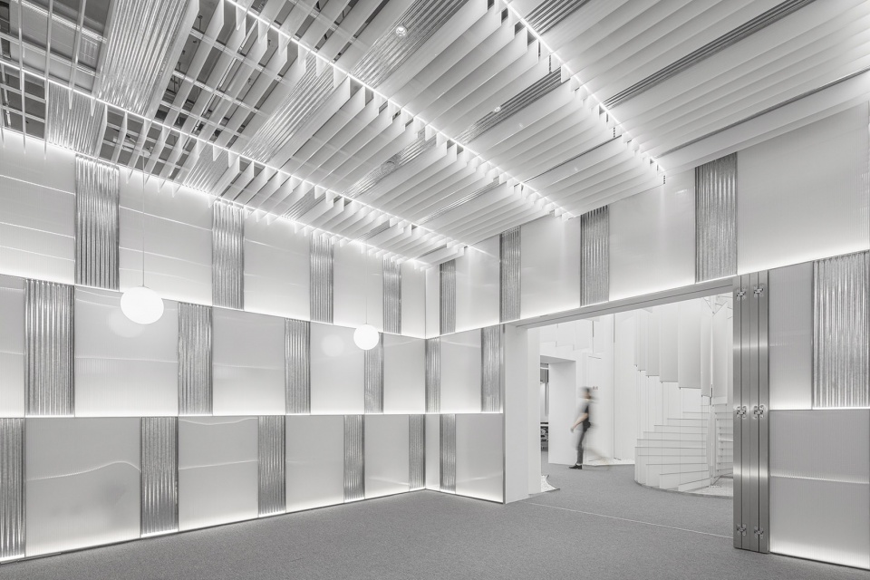 cyber white garden office space design for an advertising media firm beijing by ateliertree