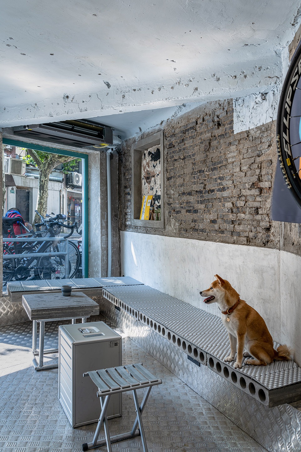 manual espresso bar shanghai by office coastline