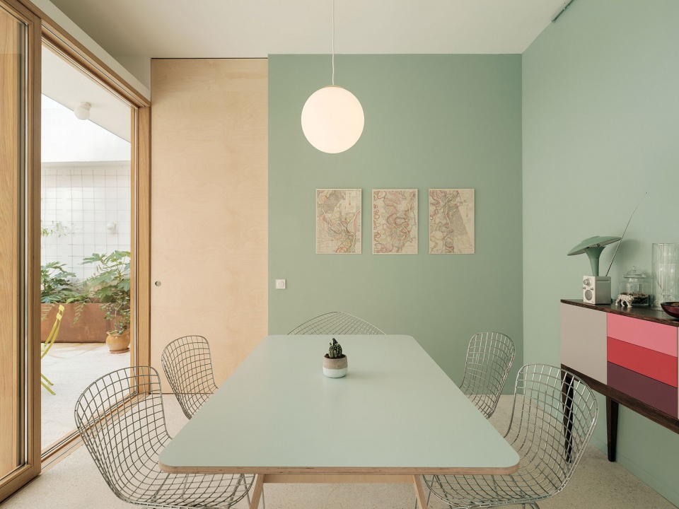 housing and ateliers in rue polonceau paris by yua studio darchitecture