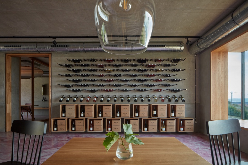 Wine Bar Reisten Original Regional Architecture