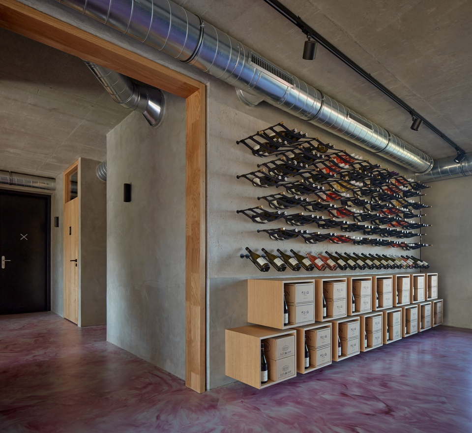 Wine Bar Reisten Original Regional Architecture