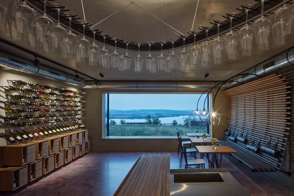 Wine Bar Reisten Original Regional Architecture