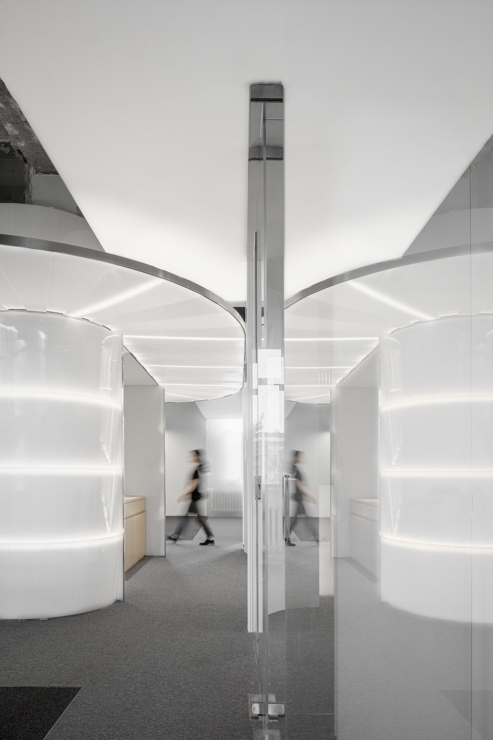 cyber white garden office space design for an advertising media firm beijing by ateliertree