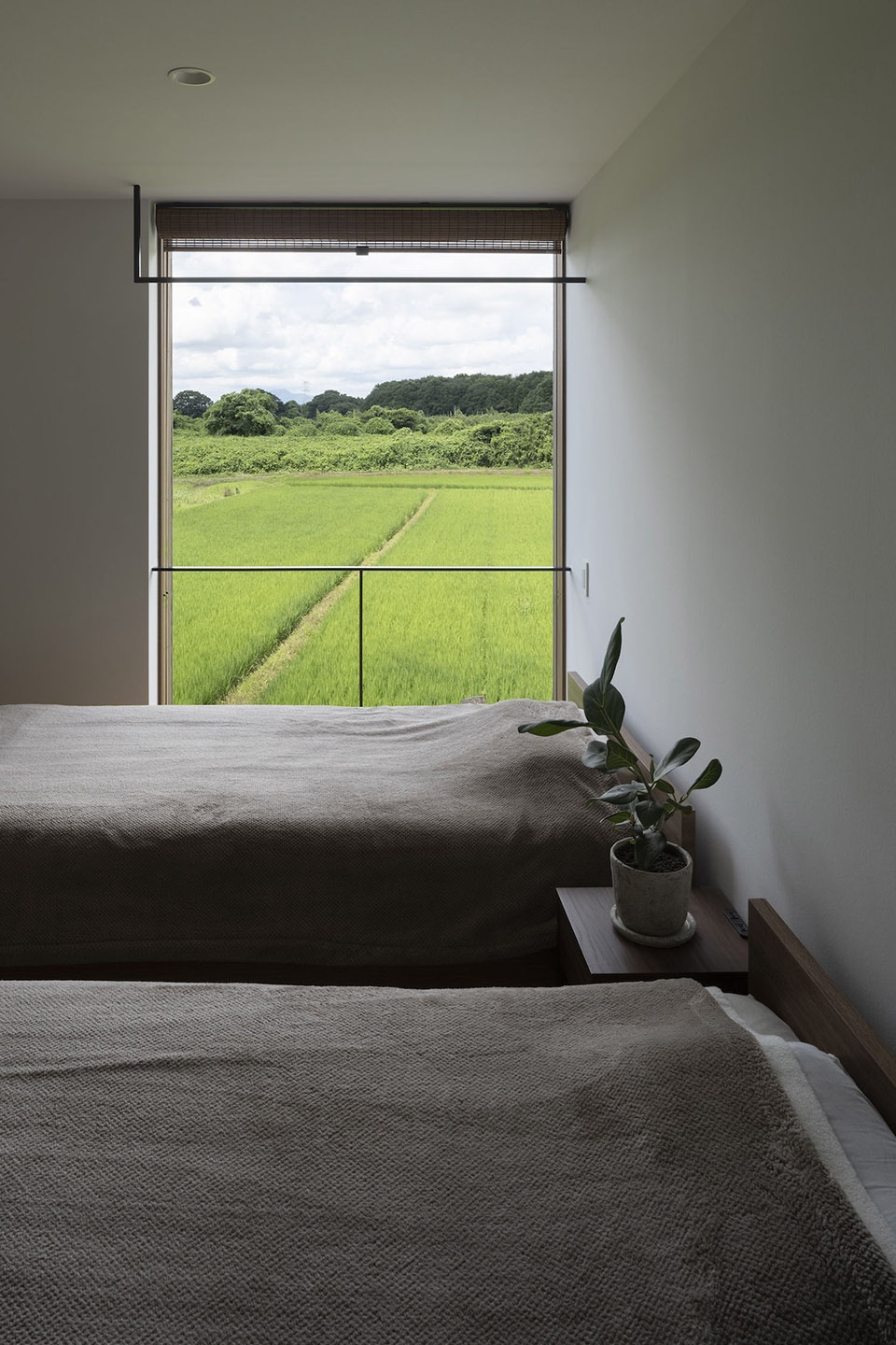 villa tsukuba japan by naoi architecture design office