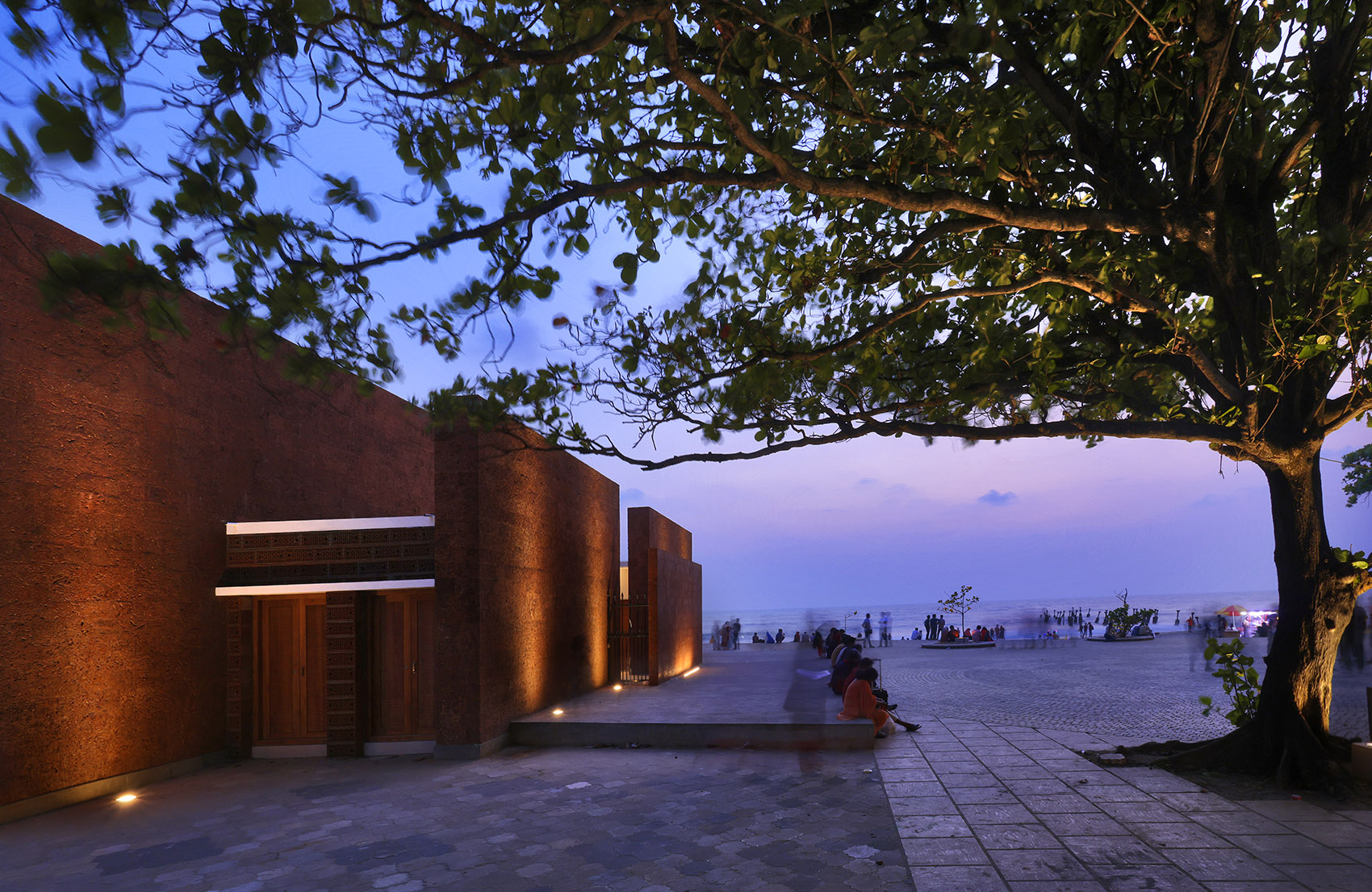freedom square india by de earth architects