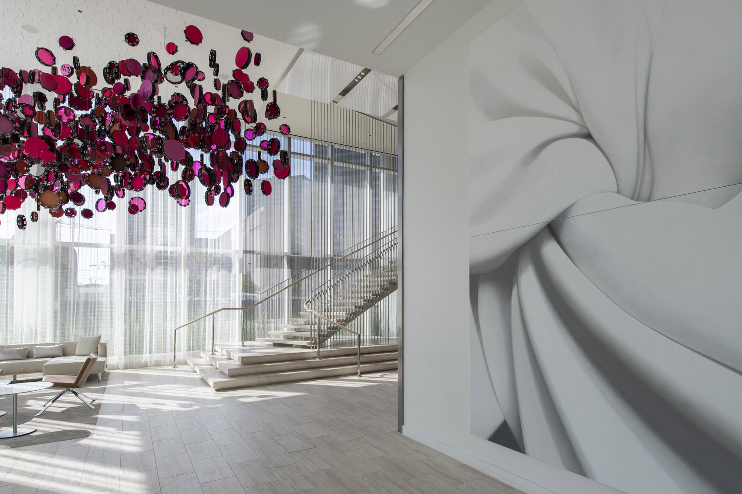 Hall Arts Hotel and Residences by HKS - 谷德设计网
