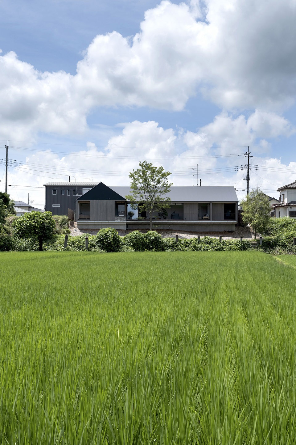 villa tsukuba japan by naoi architecture design office