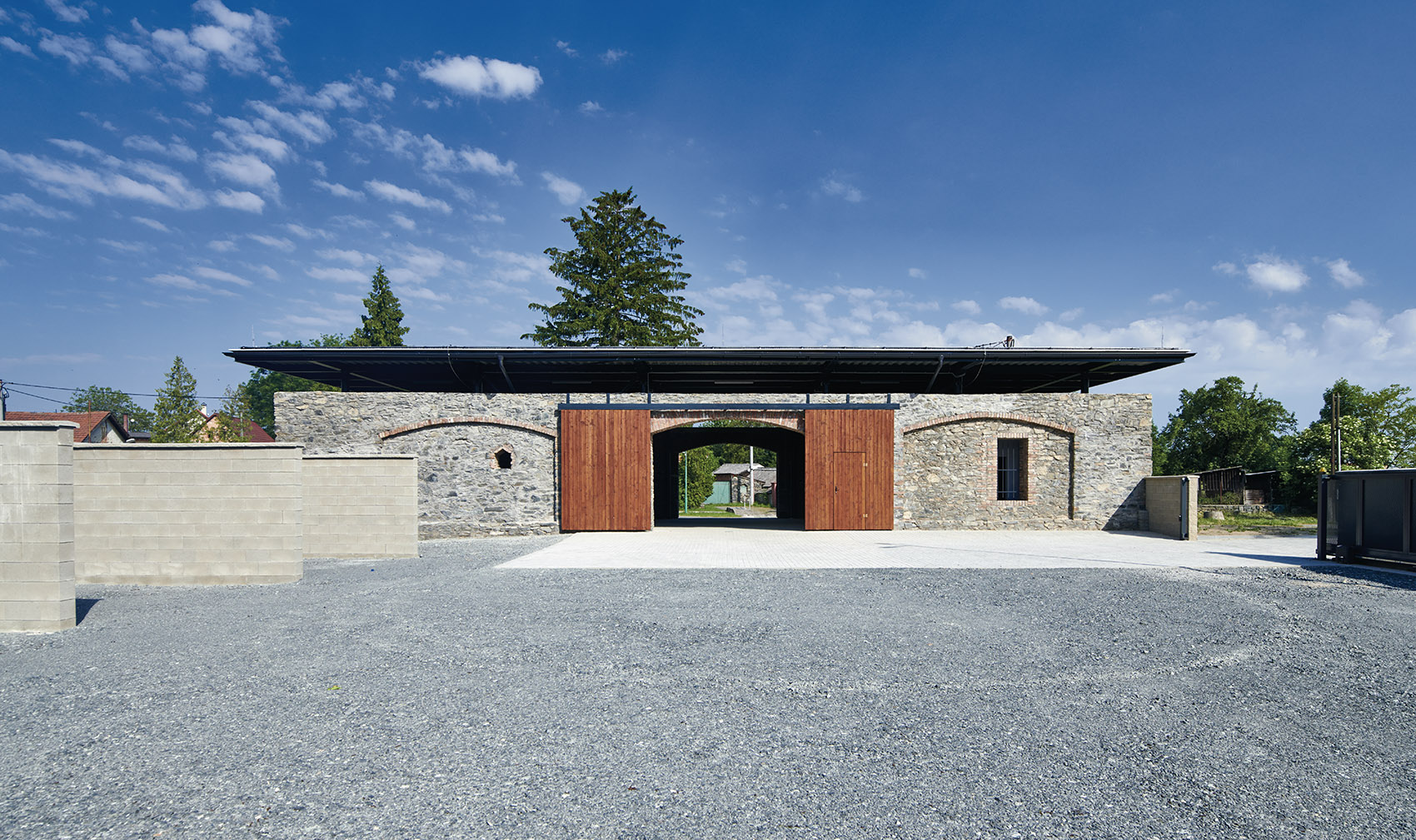 stodola 21 renovation czech by domyjinak architects6