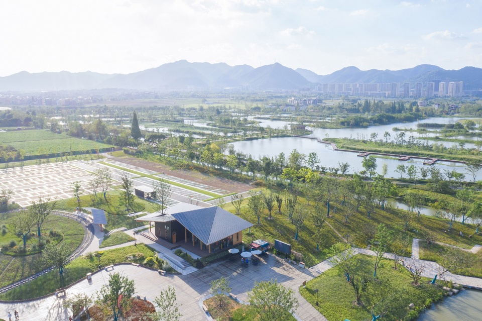 fuyang yangbei lake wetland reception center china by shulin architectural design