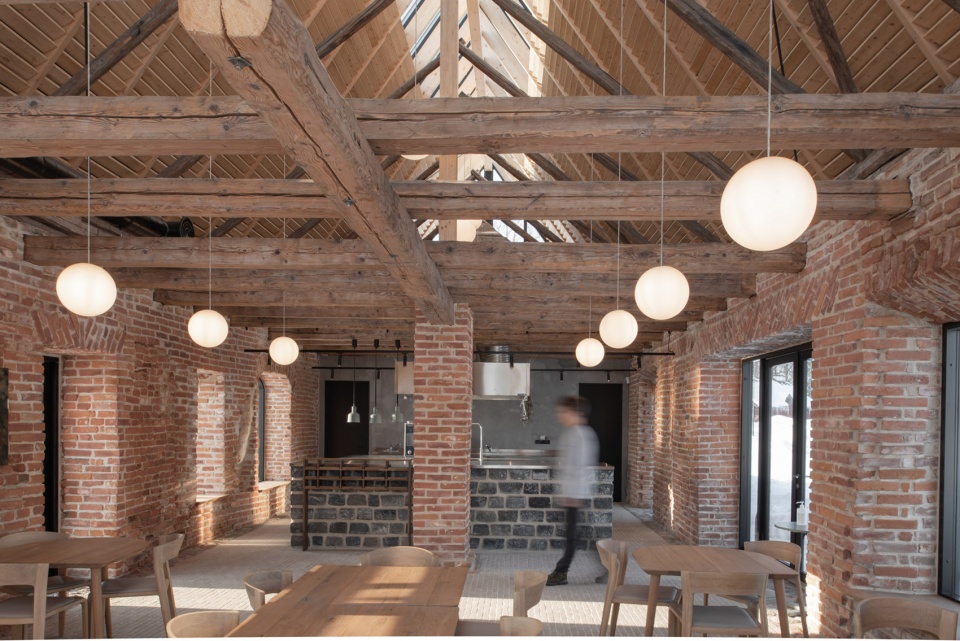 Farmers circle by do architects