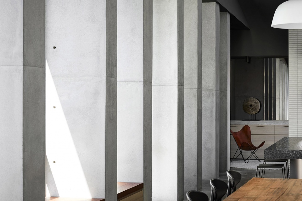 Colonnade House by Splinter Society Architecture