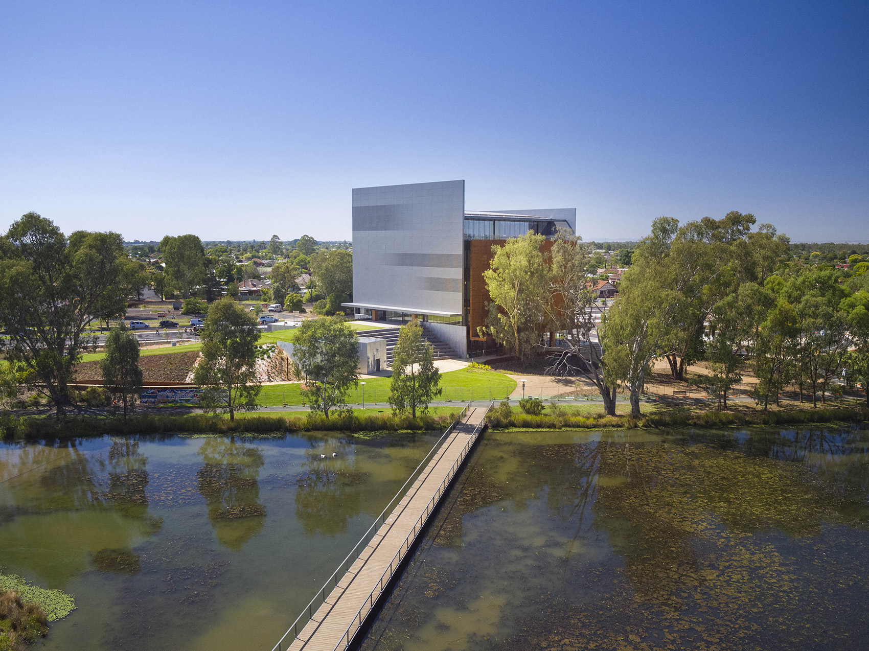 shepparton art museum by denton corker marshall