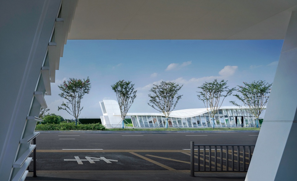 design of bus stations in zhangjiagang high speed railway new town by arts group