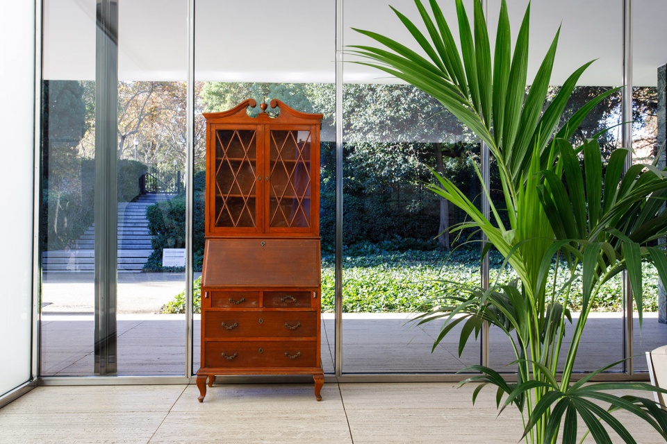 never demolish intervention at mies van der rohe pavilion