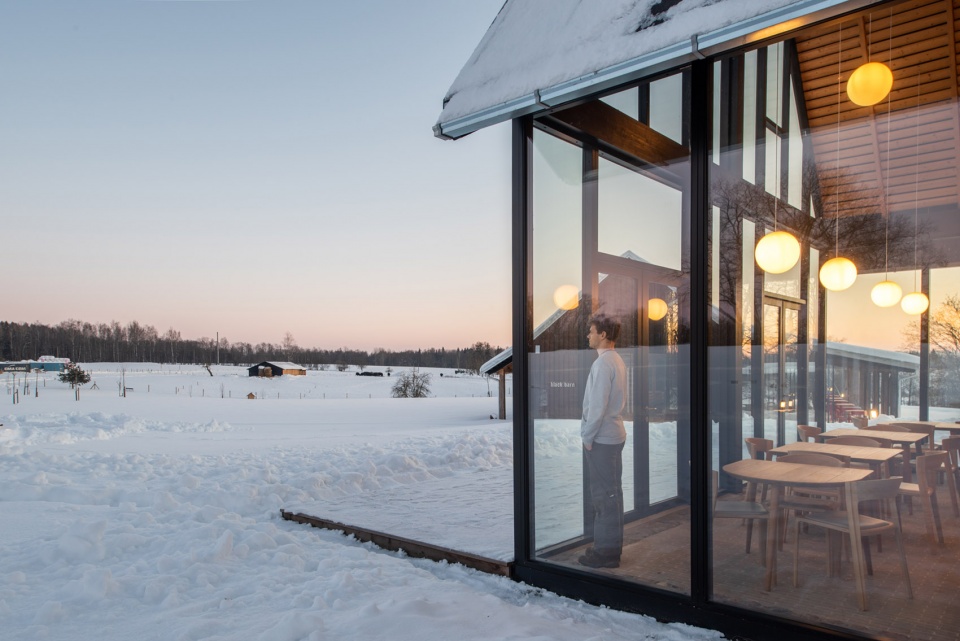 Farmers circle by do architects
