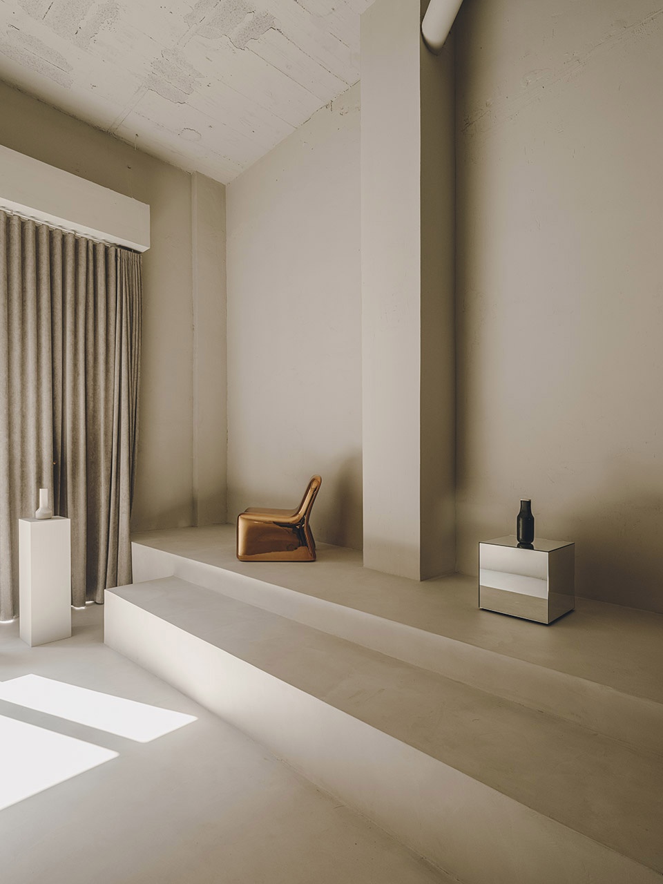 Studio refurbishment project for Six N Five by Isern Serra