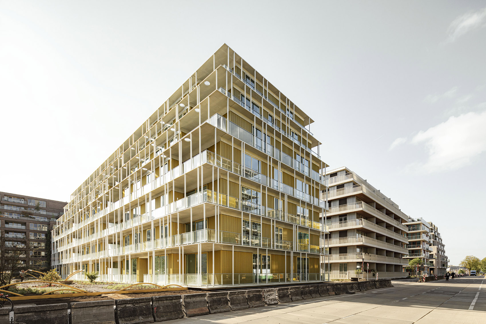 the line by orange architects
