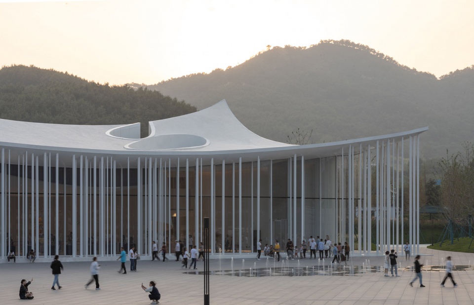 cang ma mountain flying carpet qingdao atour town parent kid centre china by gn architects