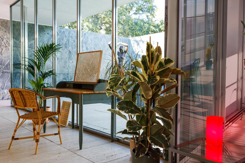 never demolish intervention at mies van der rohe pavilion