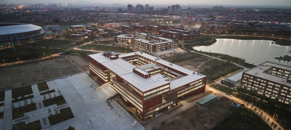 Library of Hebei University of Engineering Gu Zhihong Studio