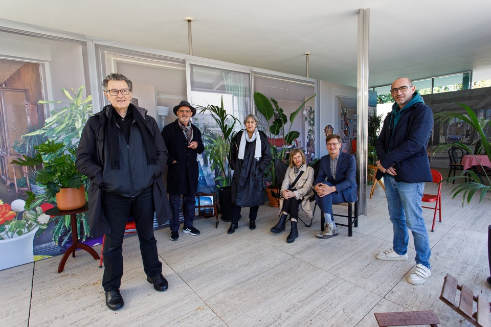 never demolish intervention at mies van der rohe pavilion