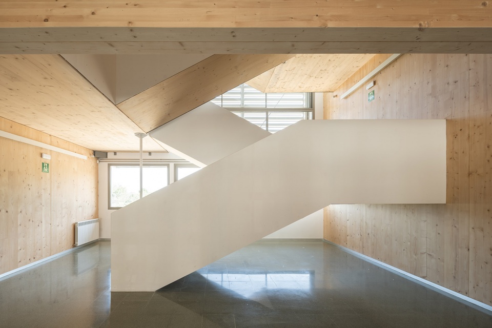 Serra de Noet High School by Fabregat Fabregat arquitectes