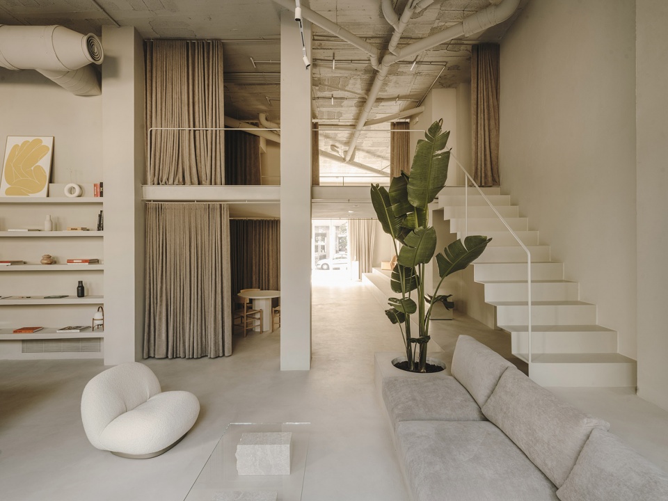 Studio refurbishment project for Six N Five by Isern Serra