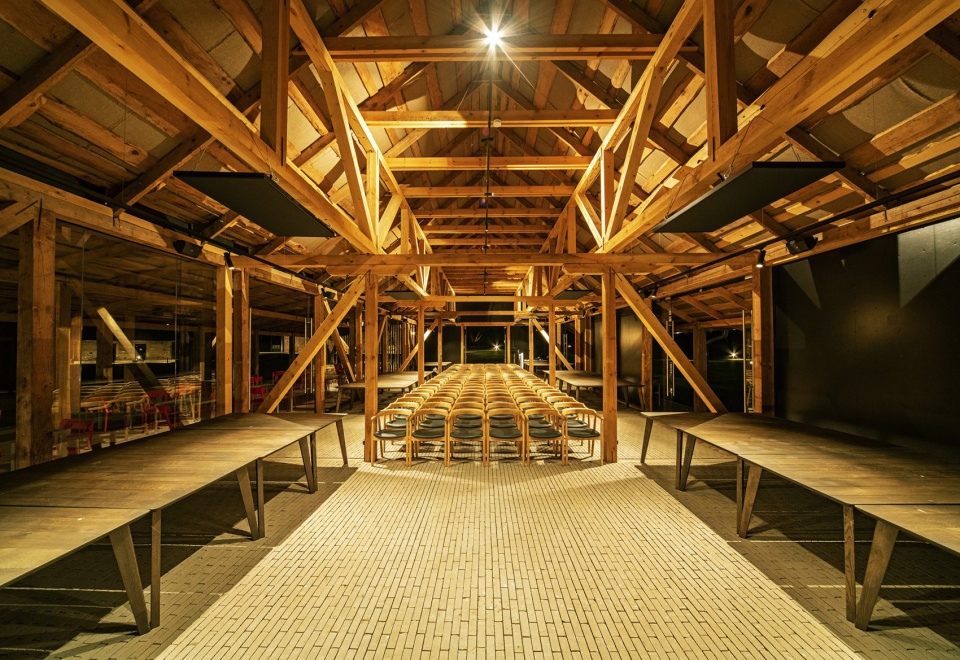 Farmers circle by do architects