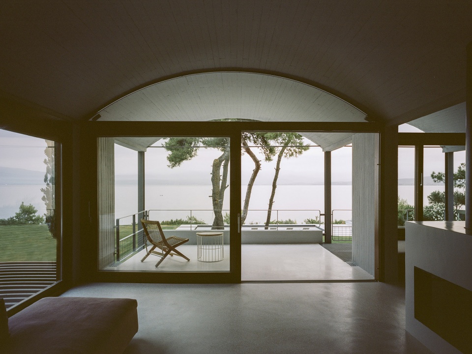 st minas house by neiheiser argyros