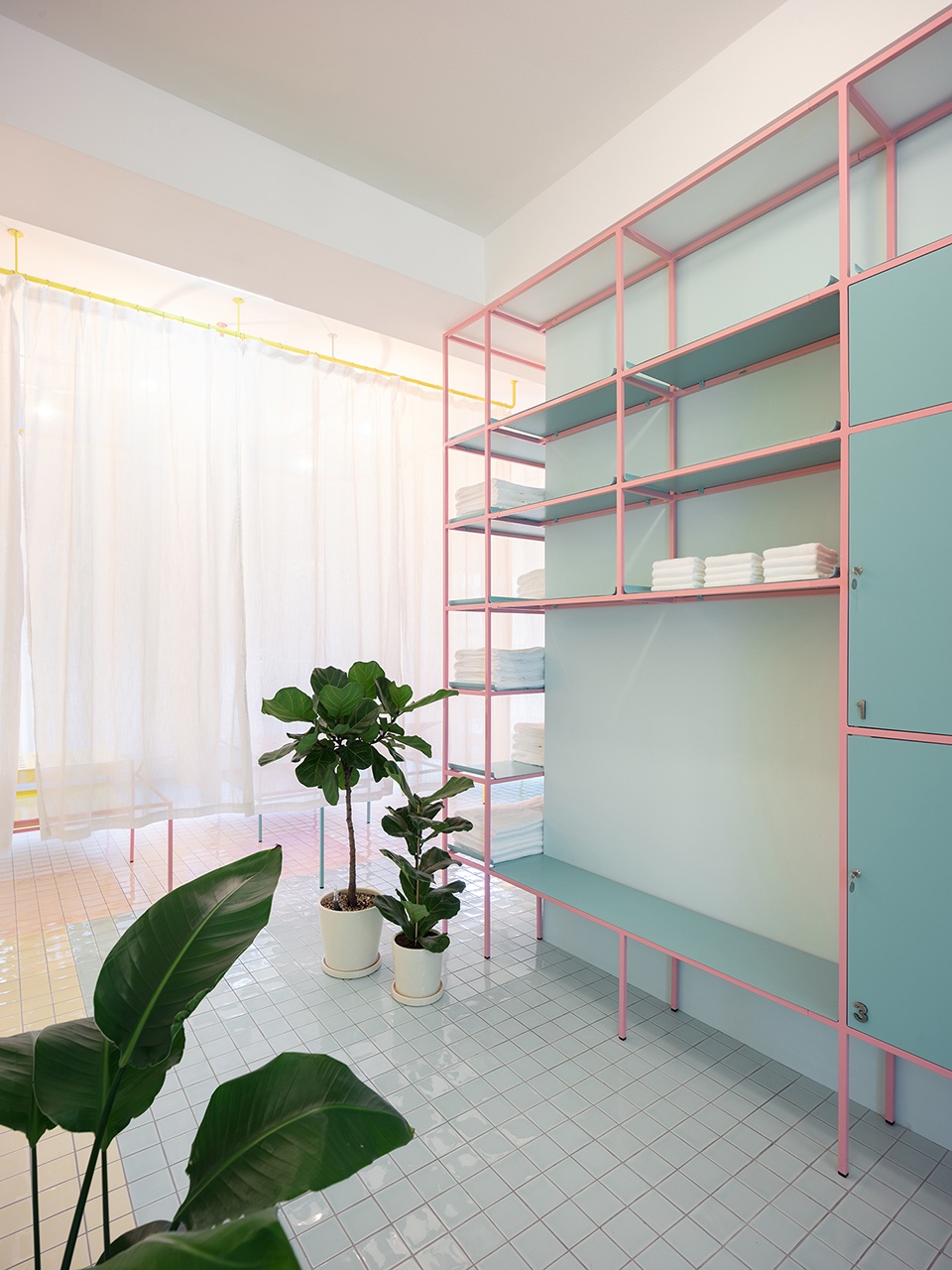 floating realities by bureau