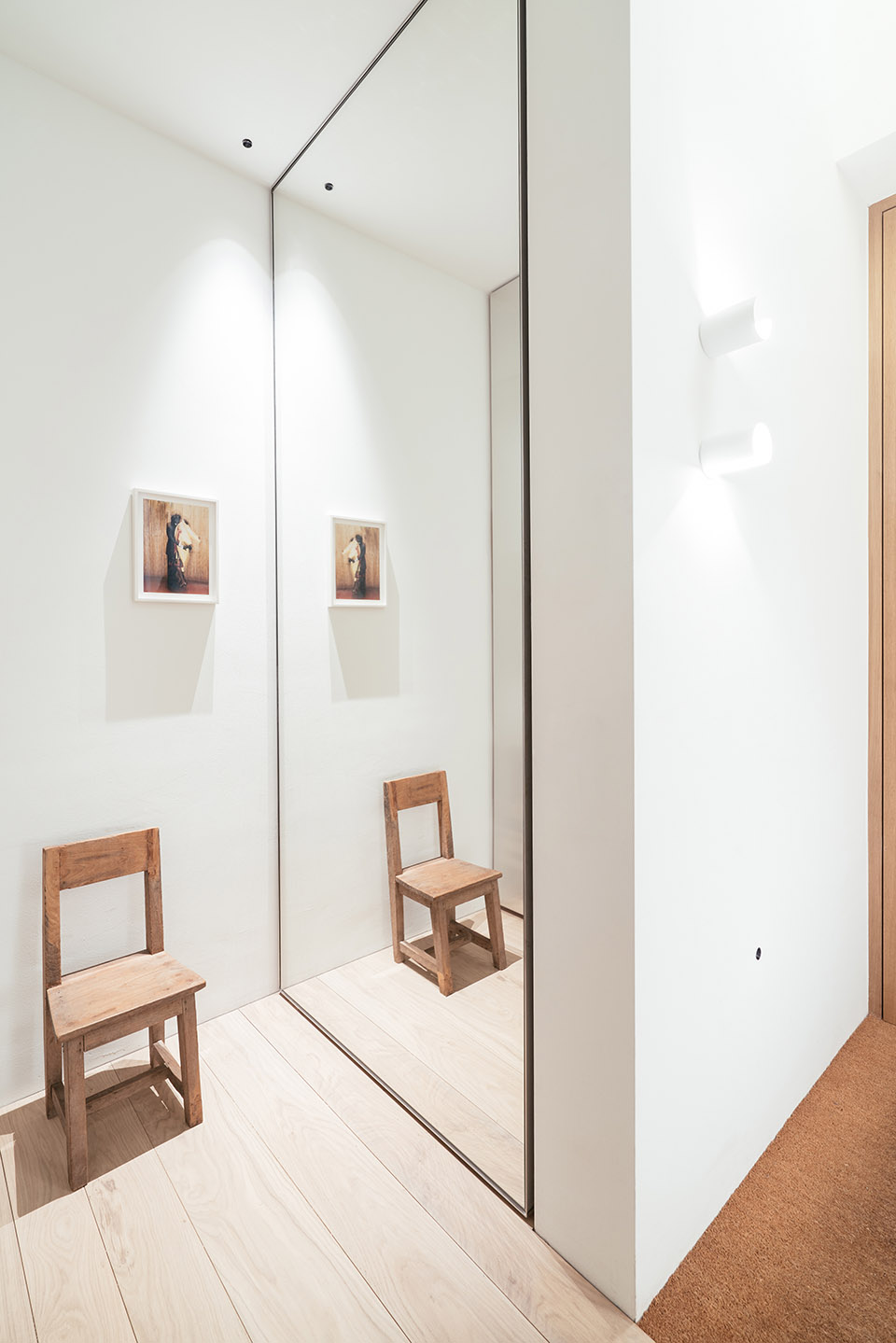 RHE42 by BATEK ARCHITEKTEN