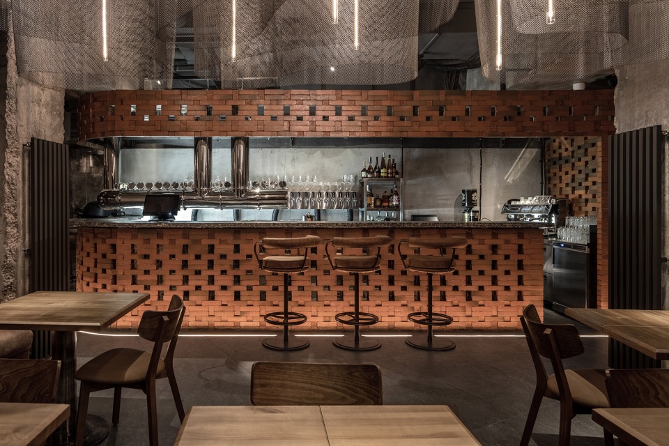 this is pyvbar podil by balbek bureau