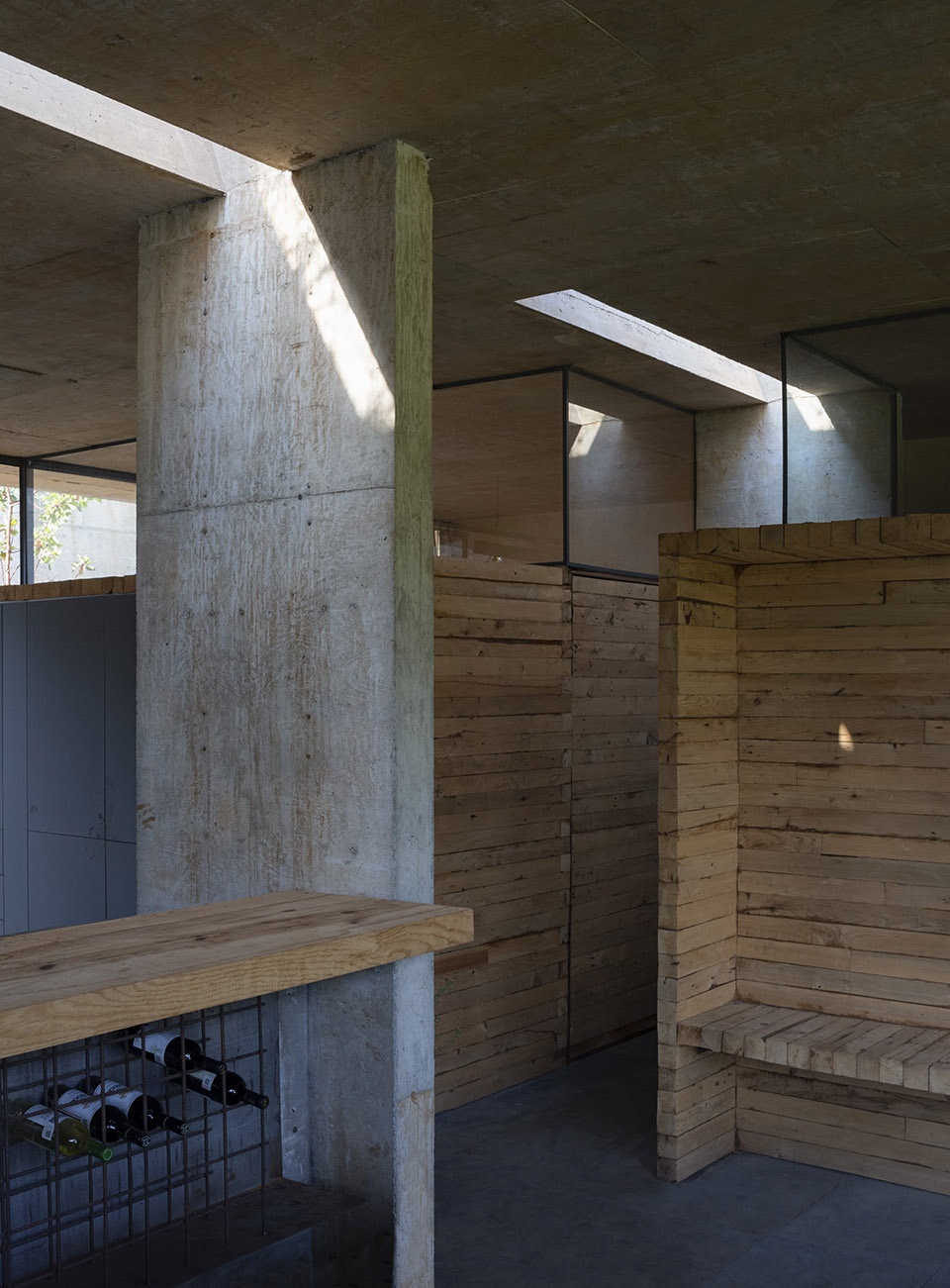 Avocado House by Francisco Pardo