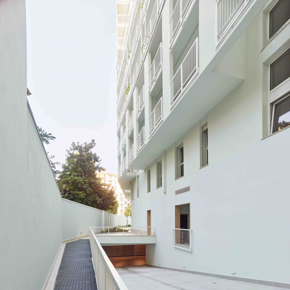 Casa Selene by Degli Esposti Architetti