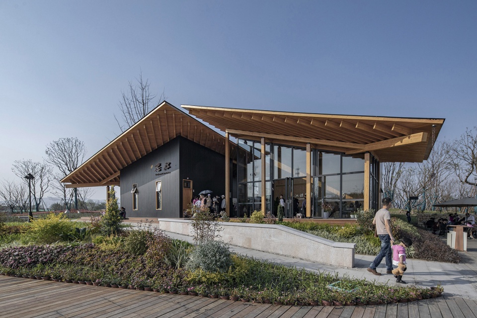 fuyang yangbei lake wetland reception center china by shulin architectural design