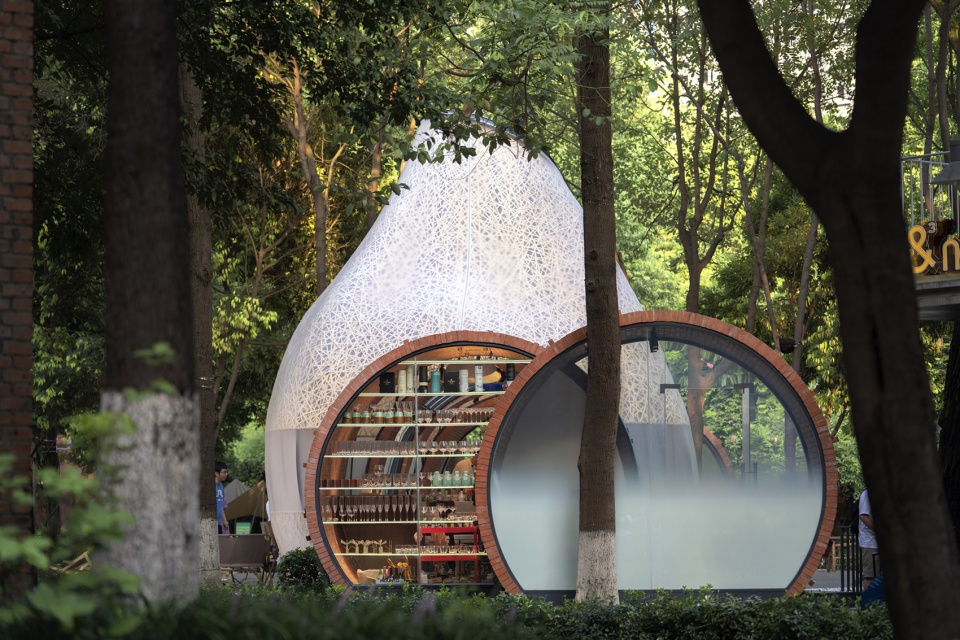 miss dong and martin public art space china by chengdu zaixing architectural desgin firm