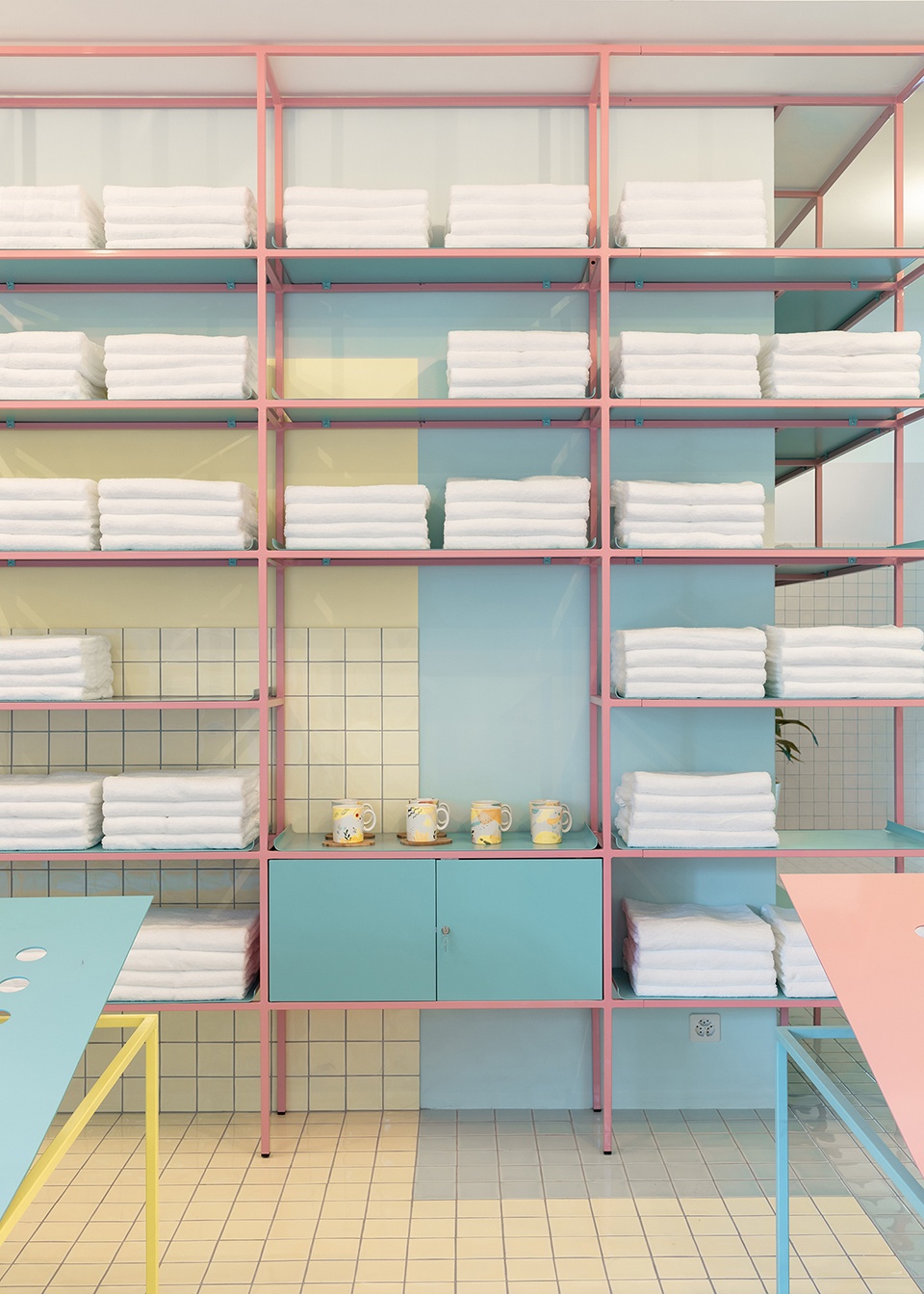 floating realities by bureau