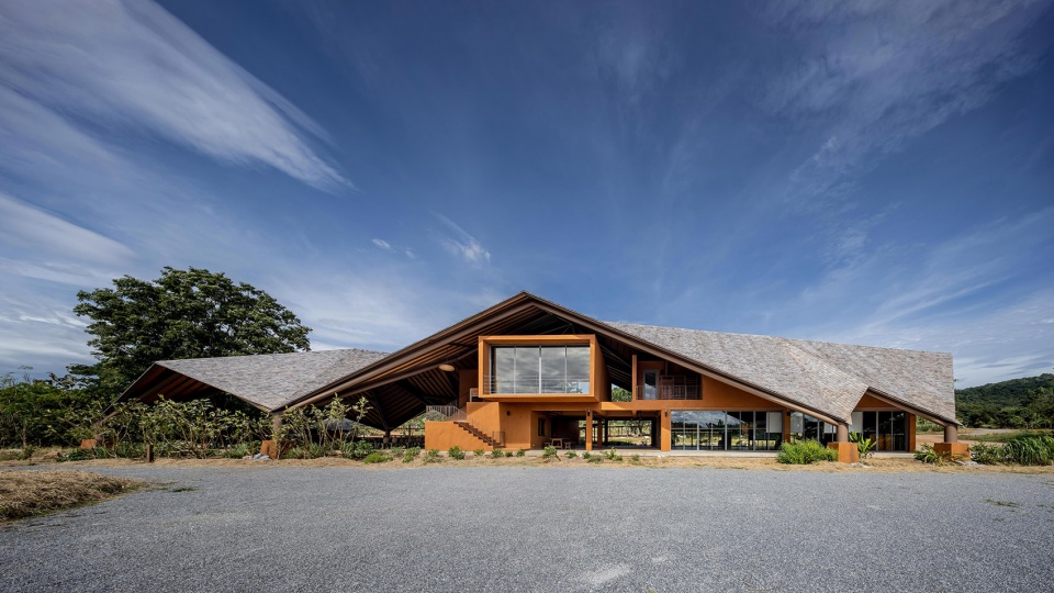 PANNAR Sufficiency Economic and Agriculture Learning Center Vin Varavarn Architects