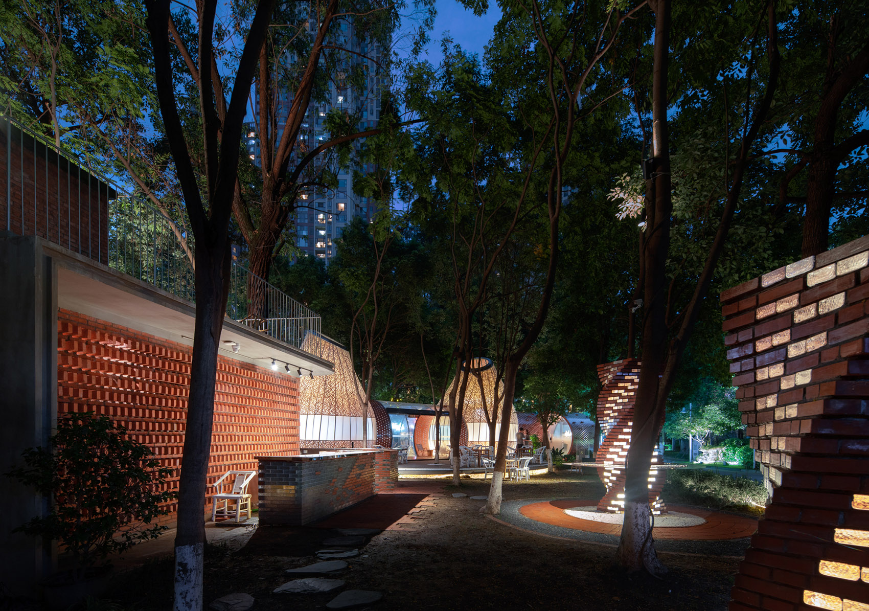 miss dong and martin public art space china by chengdu zaixing architectural desgin firm